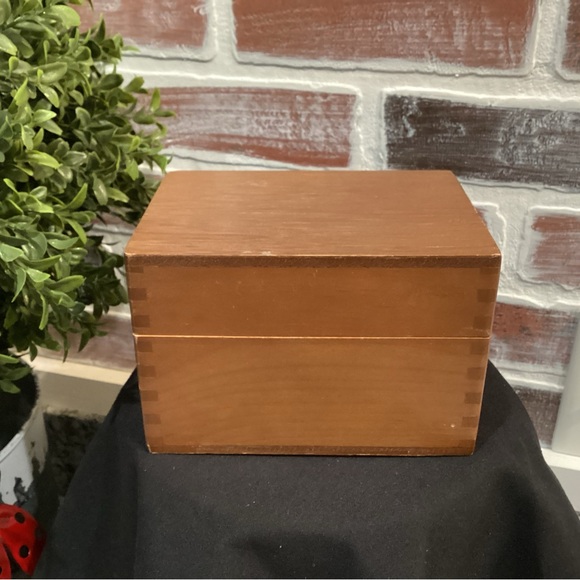 Vintage Solid Wood Index Card Box from Products Service Industries - Napa Valley - Picture 8 of 14